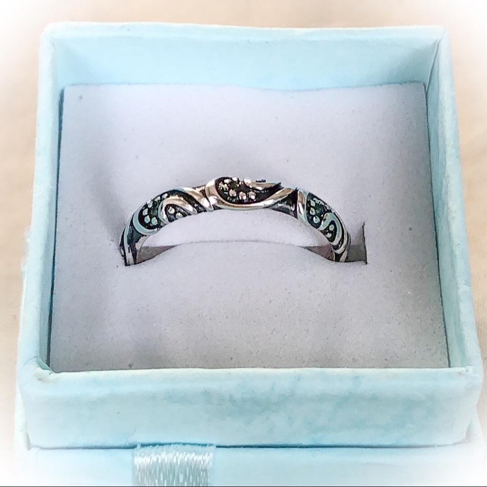 💕Beautiful Bali Style Sterling Silver Ring💕 - Picture 7 of 8